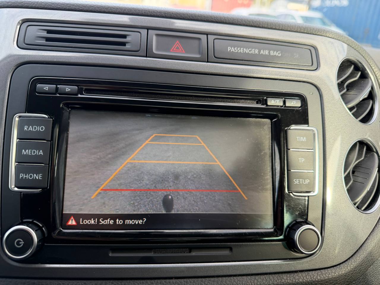 Volkswagen Tiguan 2.0 TDI DPF BMT 4M Pano D-värm 2Brukare Drag