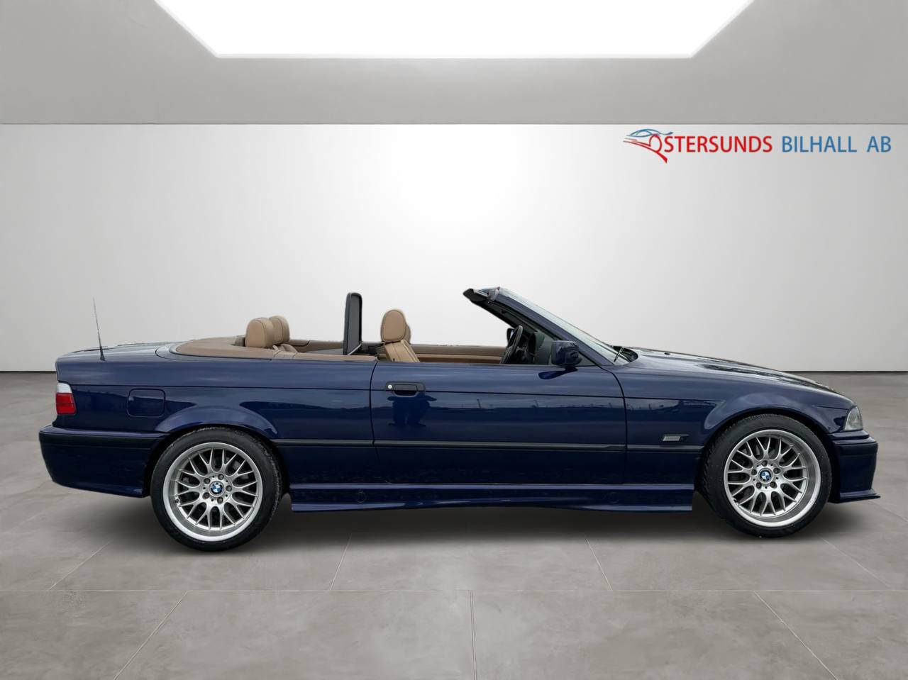 BMW 320 i Convertible