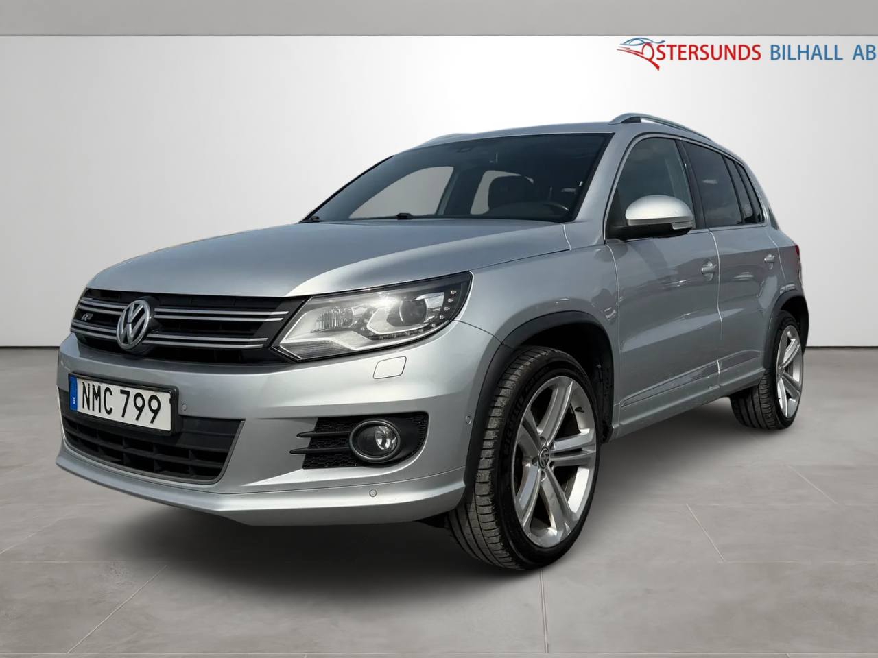 Volkswagen Tiguan 2.0 TDI DPF 4Motion Pano D-Värm R-Line