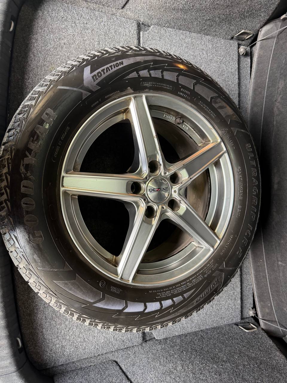 Volkswagen Tiguan 2.0 TDI DPF 4Motion Pano D-Värm R-Line