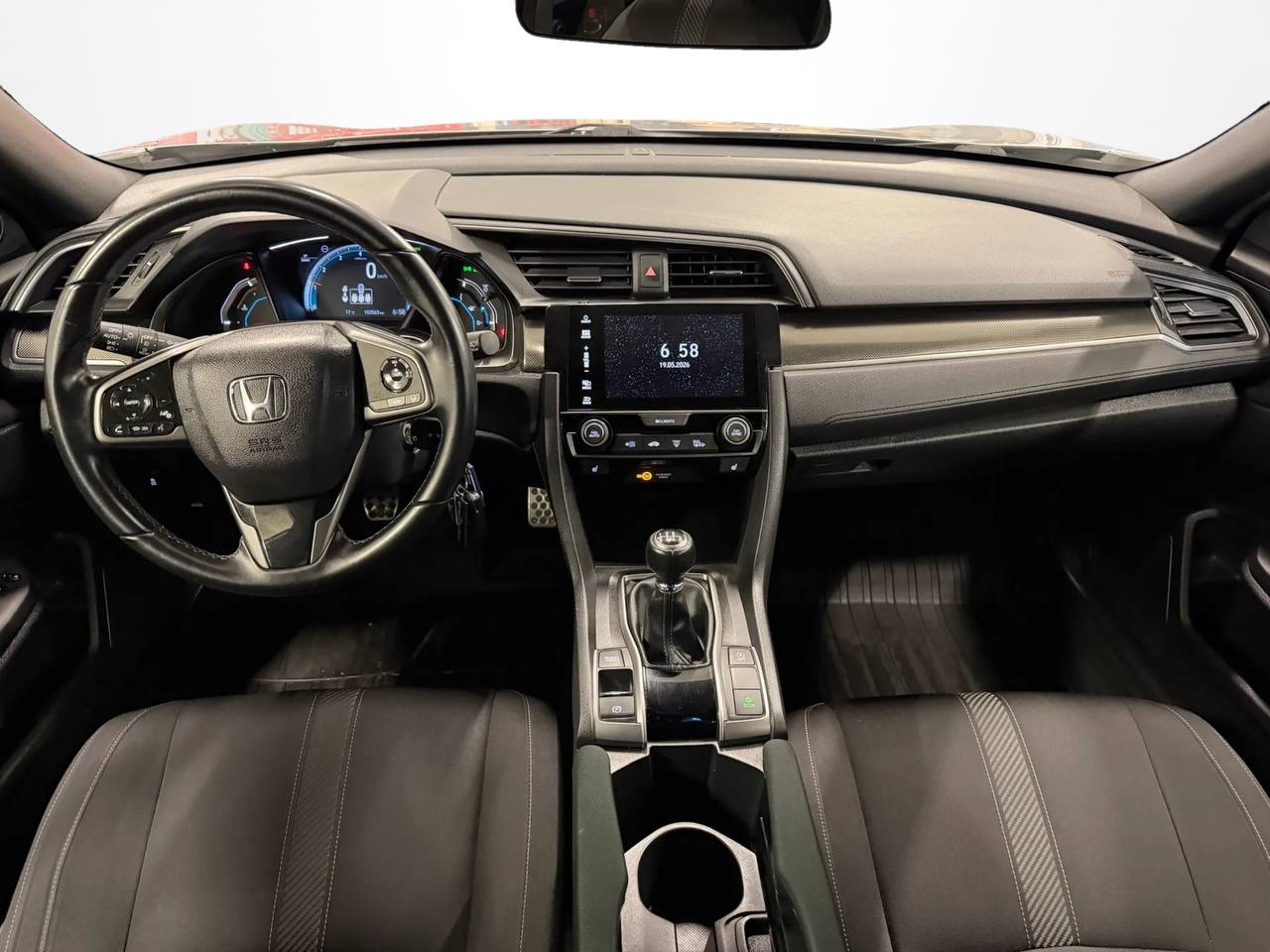 Honda Civic 5-dörrar 1.0 Elegance Ny Kamrem
