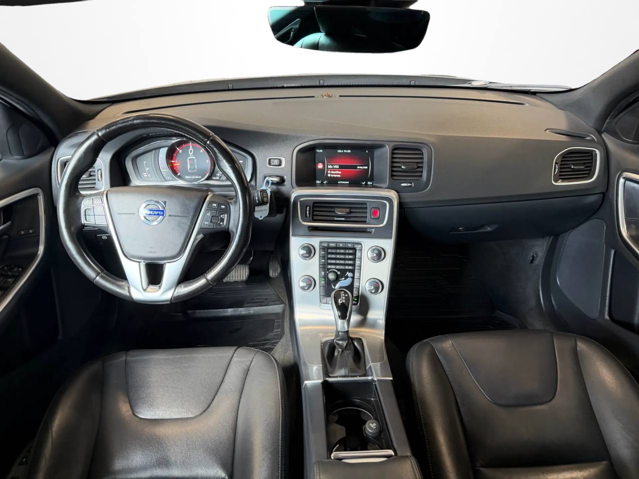 Volvo V60 Cross Country D4 AWD Geartronic Summum D-värmare 1 Brukare