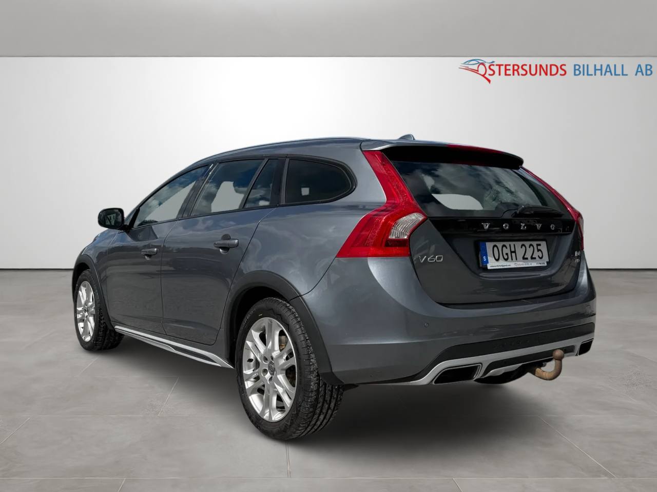Volvo V60 Cross Country D4 AWD Geartronic Summum D-värmare 1 Brukare