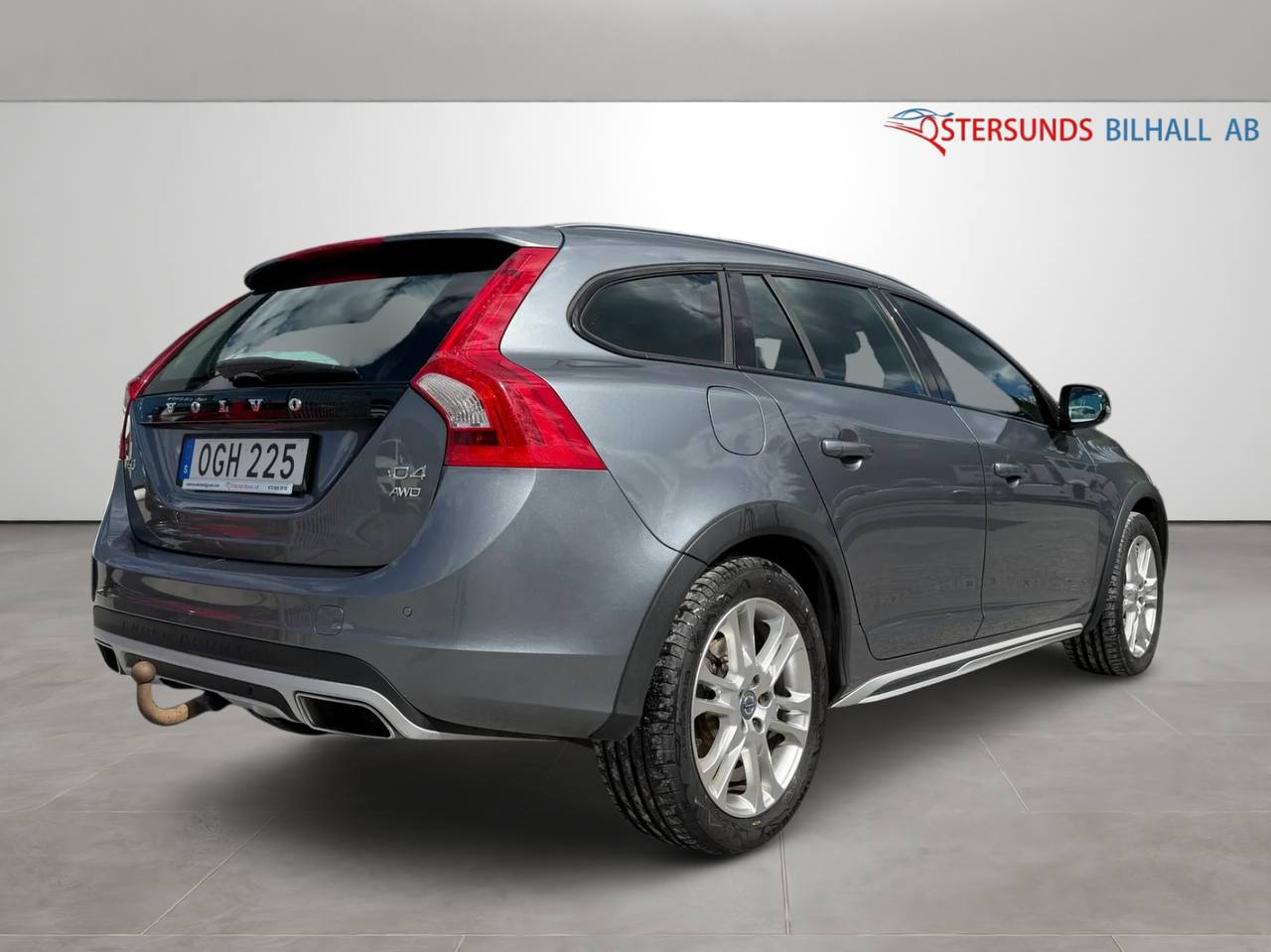 Volvo V60 Cross Country D4 AWD Geartronic Summum D-värmare 1 Brukare