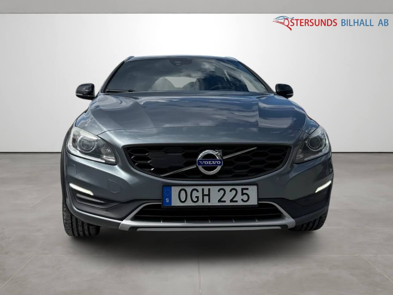 Volvo V60 Cross Country D4 AWD Geartronic Summum D-värmare 1 Brukare