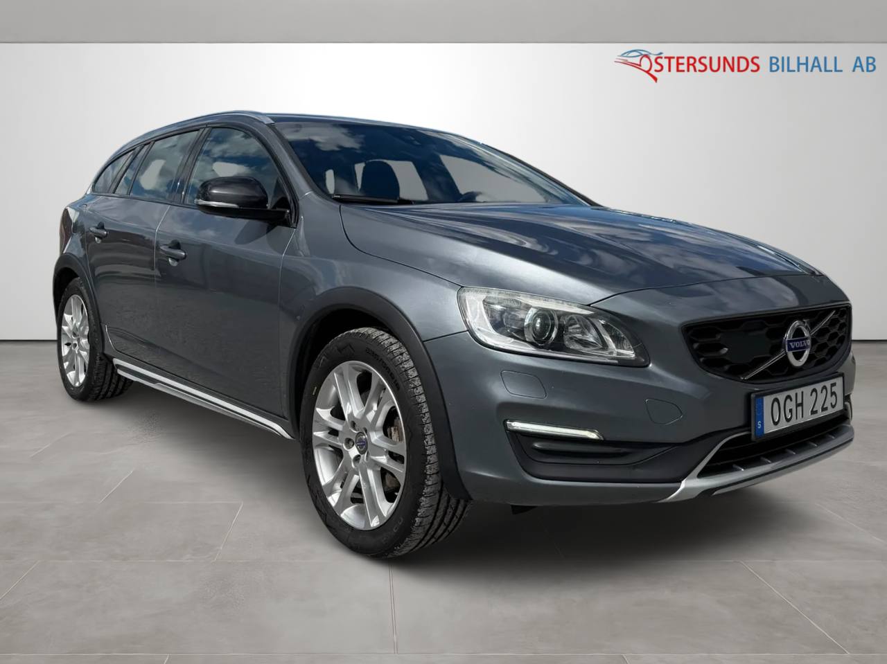 Volvo V60 Cross Country D4 AWD Geartronic Summum D-värmare 1 Brukare