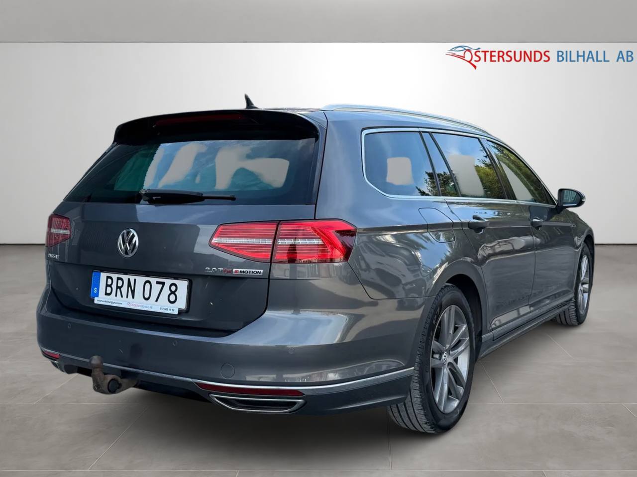 Volkswagen Passat 2.0 TDI 4M GT D-värm R-Line Ny kamrem 1 Brukare