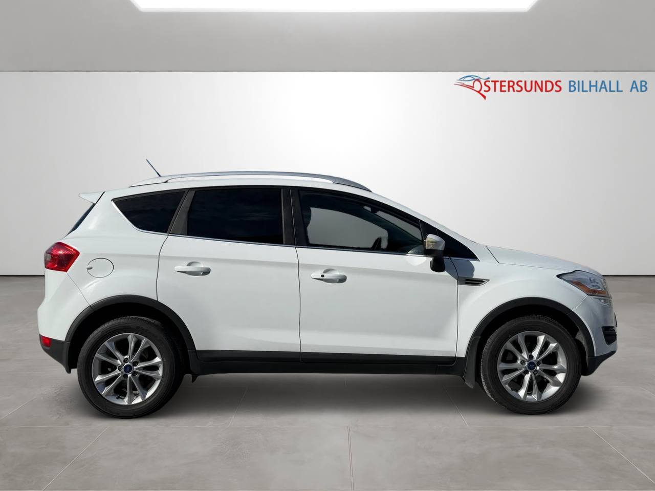 Ford Kuga 2.0 TDCi AWD Powershift Titanium Euro 5 Dragkrok M-värm