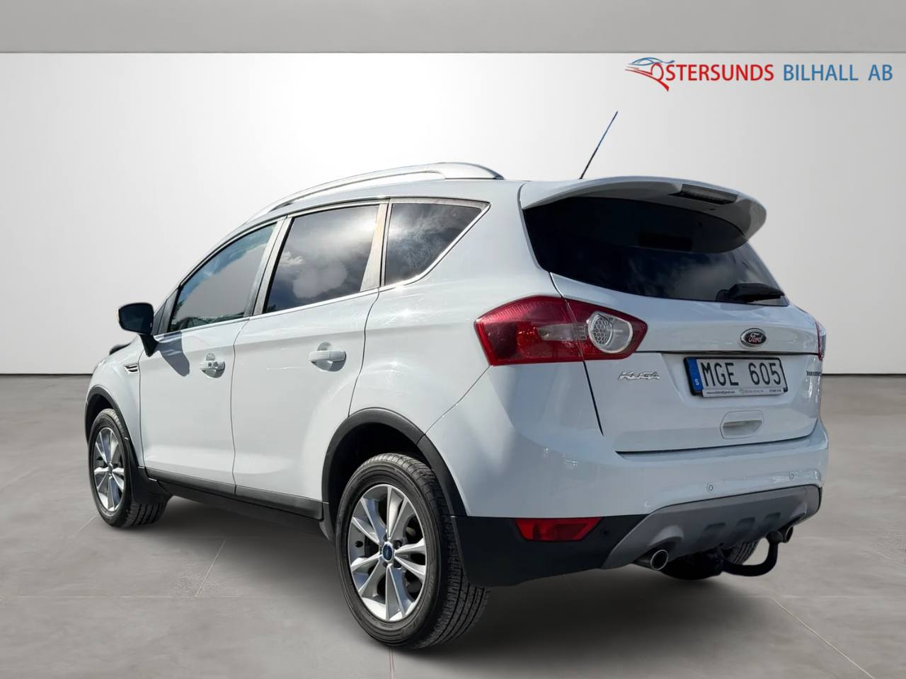Ford Kuga 2.0 TDCi AWD Powershift Titanium Euro 5 Dragkrok M-värm