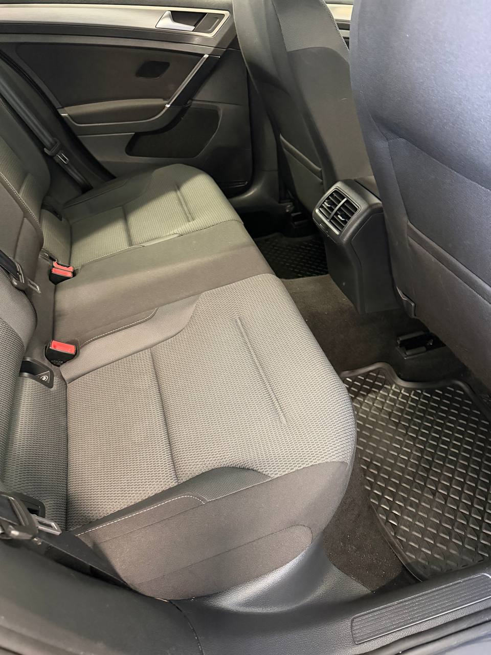 Volkswagen Golf Sportscombi 1.6 TDI DPF BMT 4Motion M-värm D-värm Drag