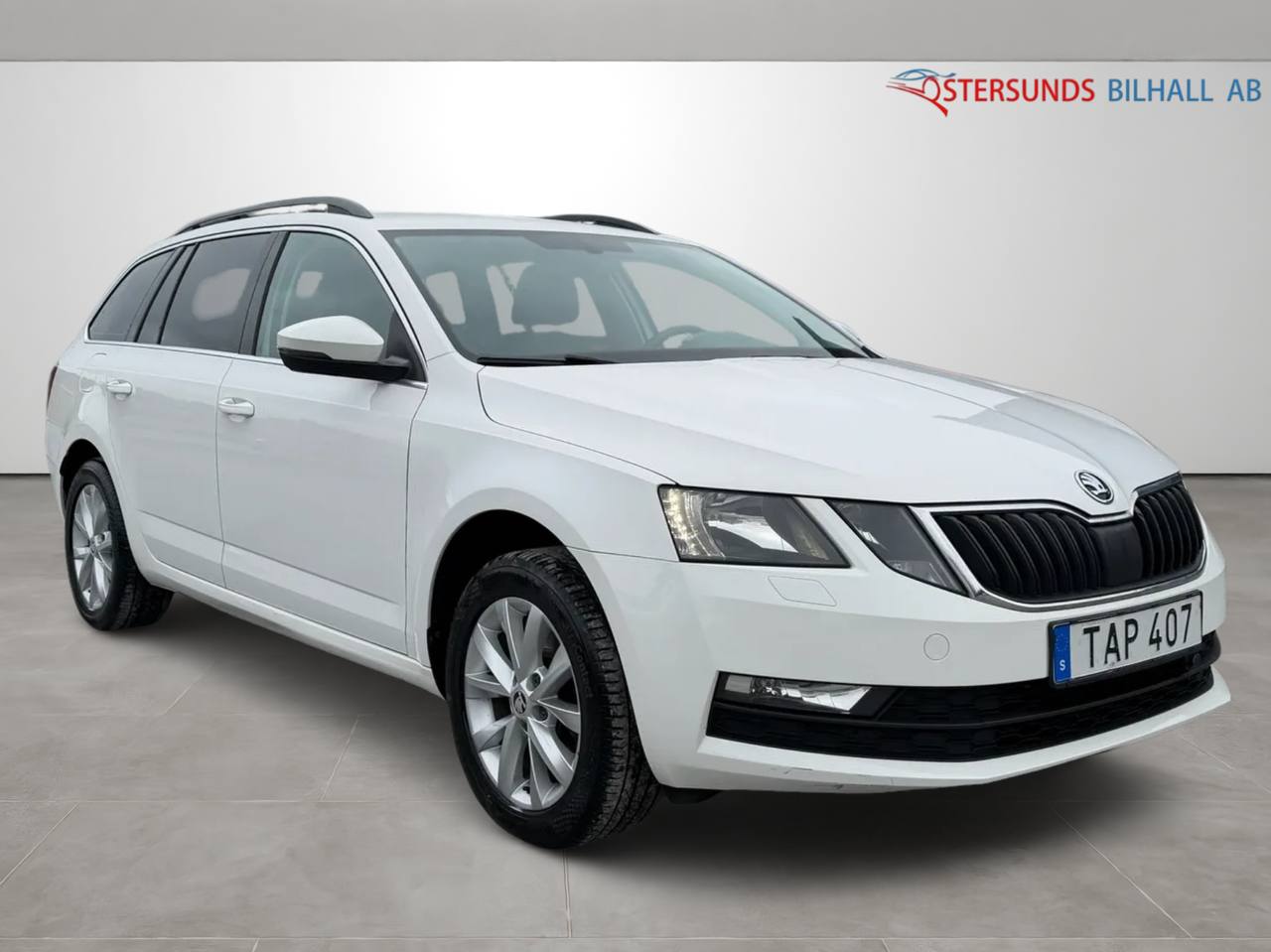 Skoda Octavia Kombi 2.0 TDI SCR 4x4 Ambition M-värm D-värm Drag
