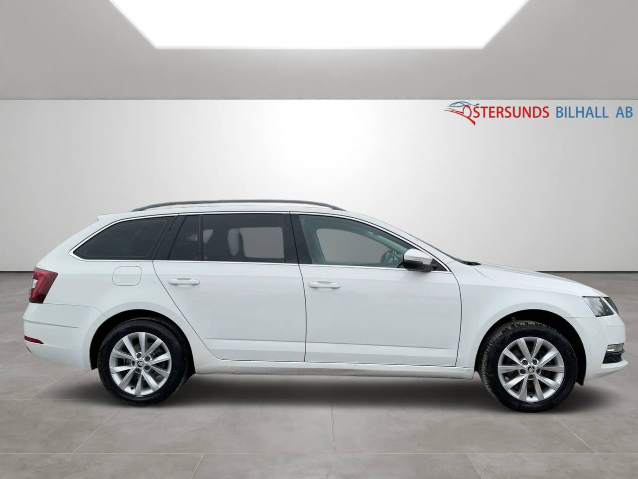 Skoda Octavia Kombi 2.0 TDI SCR 4x4 Ambition M-värm D-värm Drag