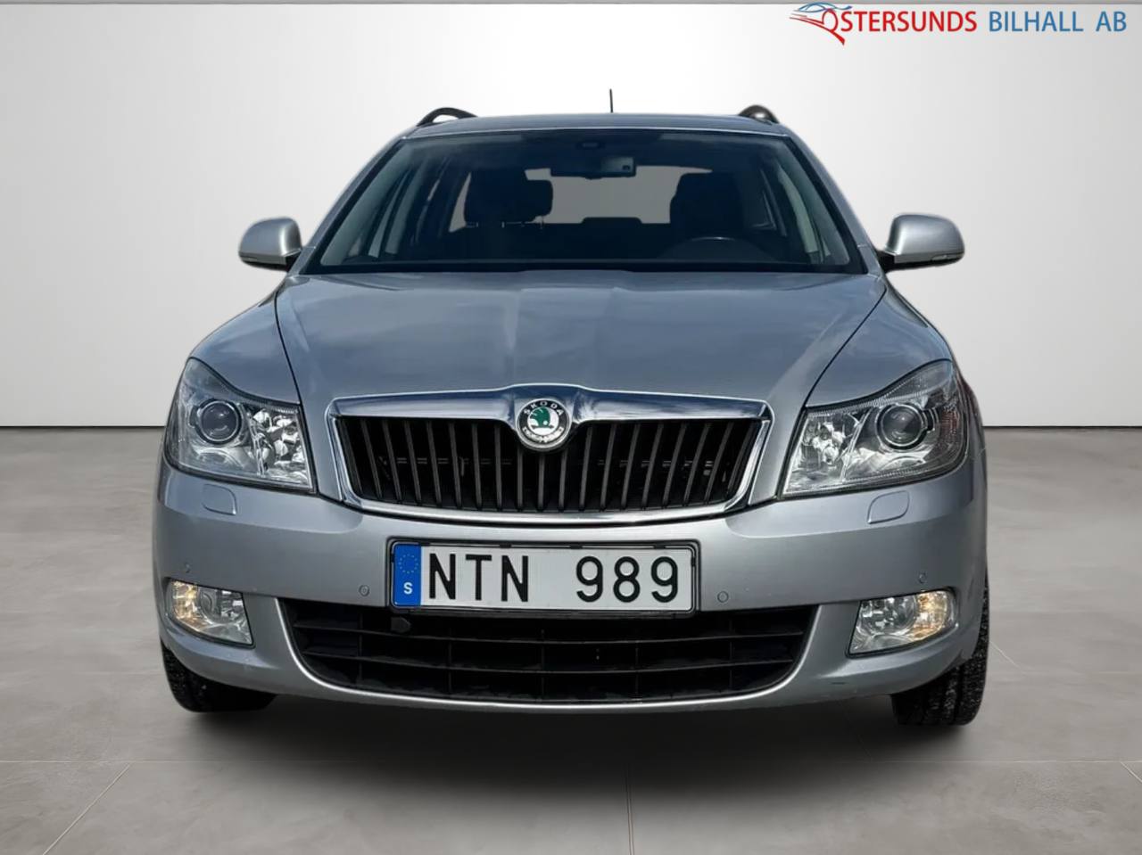 Skoda Octavia Kombi 1.6 TDI 4x4 Elegance Euro 5, M-värm, Dragkrok