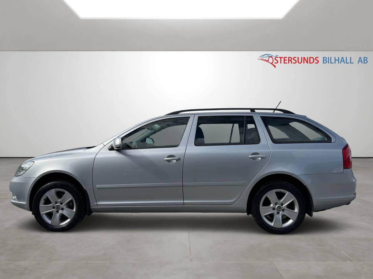 Skoda Octavia Kombi 1.6 TDI 4x4 Elegance Euro 5, M-värm, Dragkrok