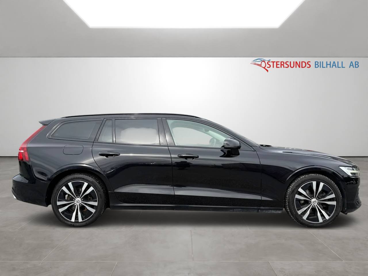 Volvo V60 D3 AWD Geartronic VOC Inscription Ny kamrem D-värm