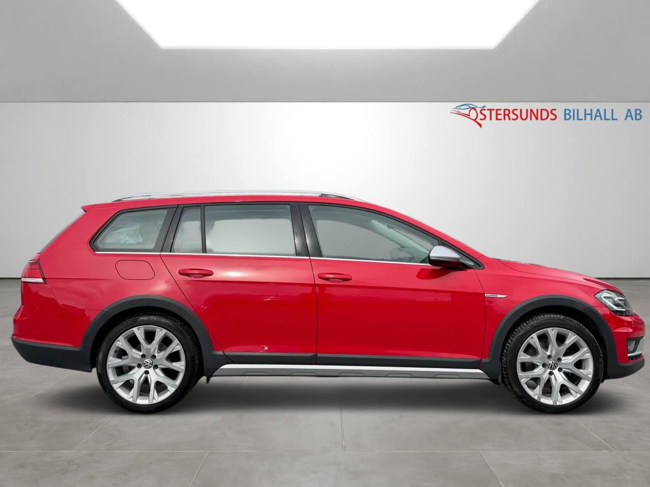Volkswagen Golf Alltrack 2.0 TDI 4Motion Alltrack Moms D-värm m-värm 1 brukare