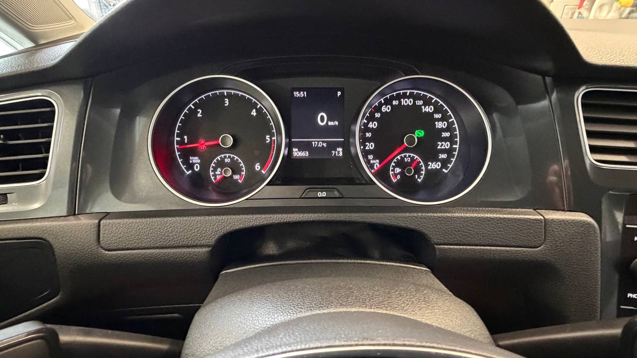 Volkswagen Golf Alltrack 2.0 TDI 4Motion Alltrack Moms D-värm m-värm 1 brukare