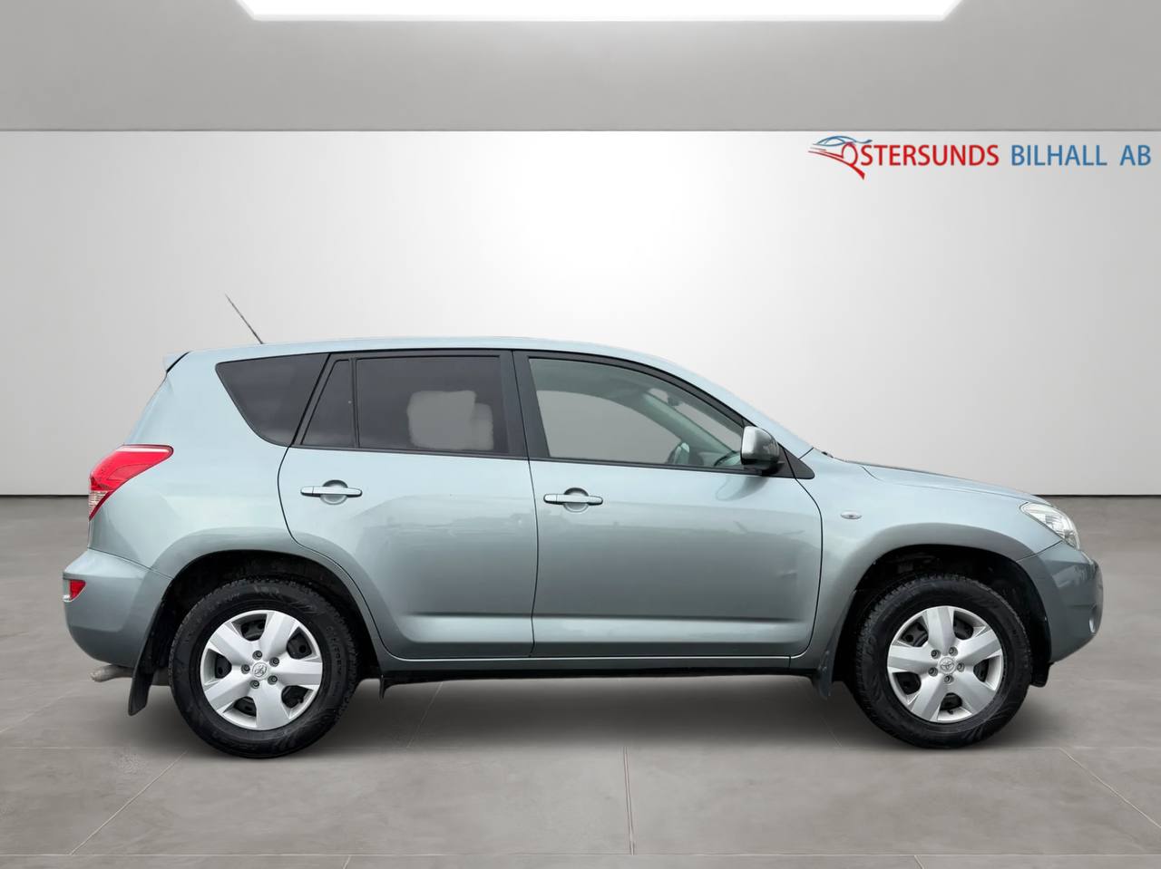 Toyota RAV4 2.0 VVT-i 4x4 Euro 4 M-värm Dragkrok