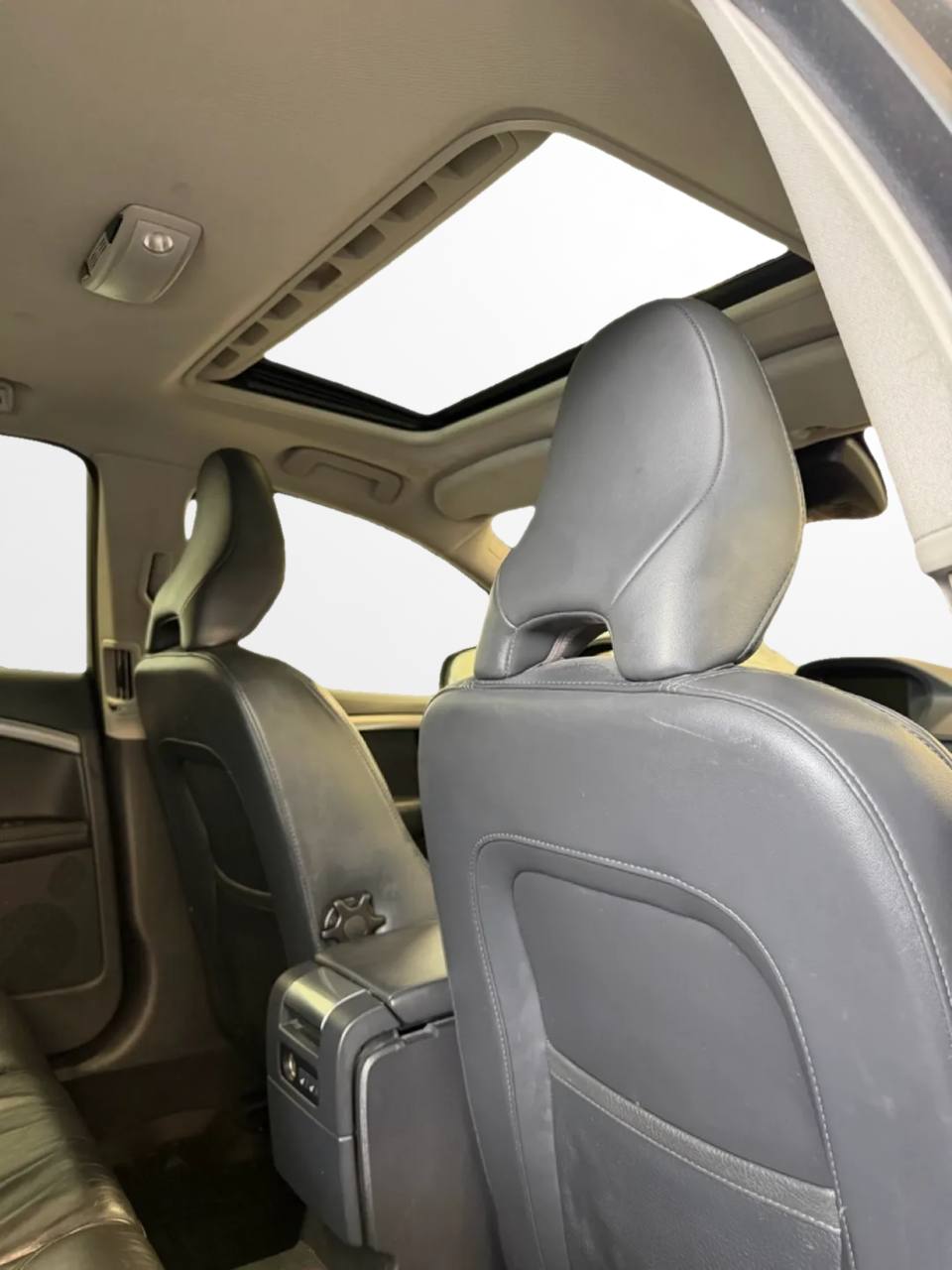 Volvo V70 D5 AWD Geartronic Summum