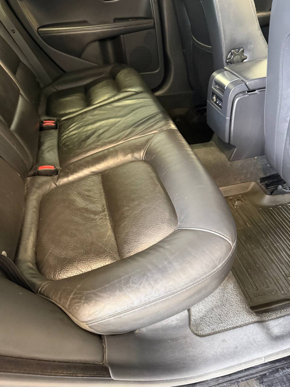 Volvo V70 D5 AWD Geartronic Summum