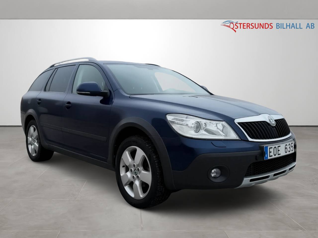 Skoda Octavia Scout 2.0 TDI DPF 4Motion Scout Ny servad, D-värm, M-värm