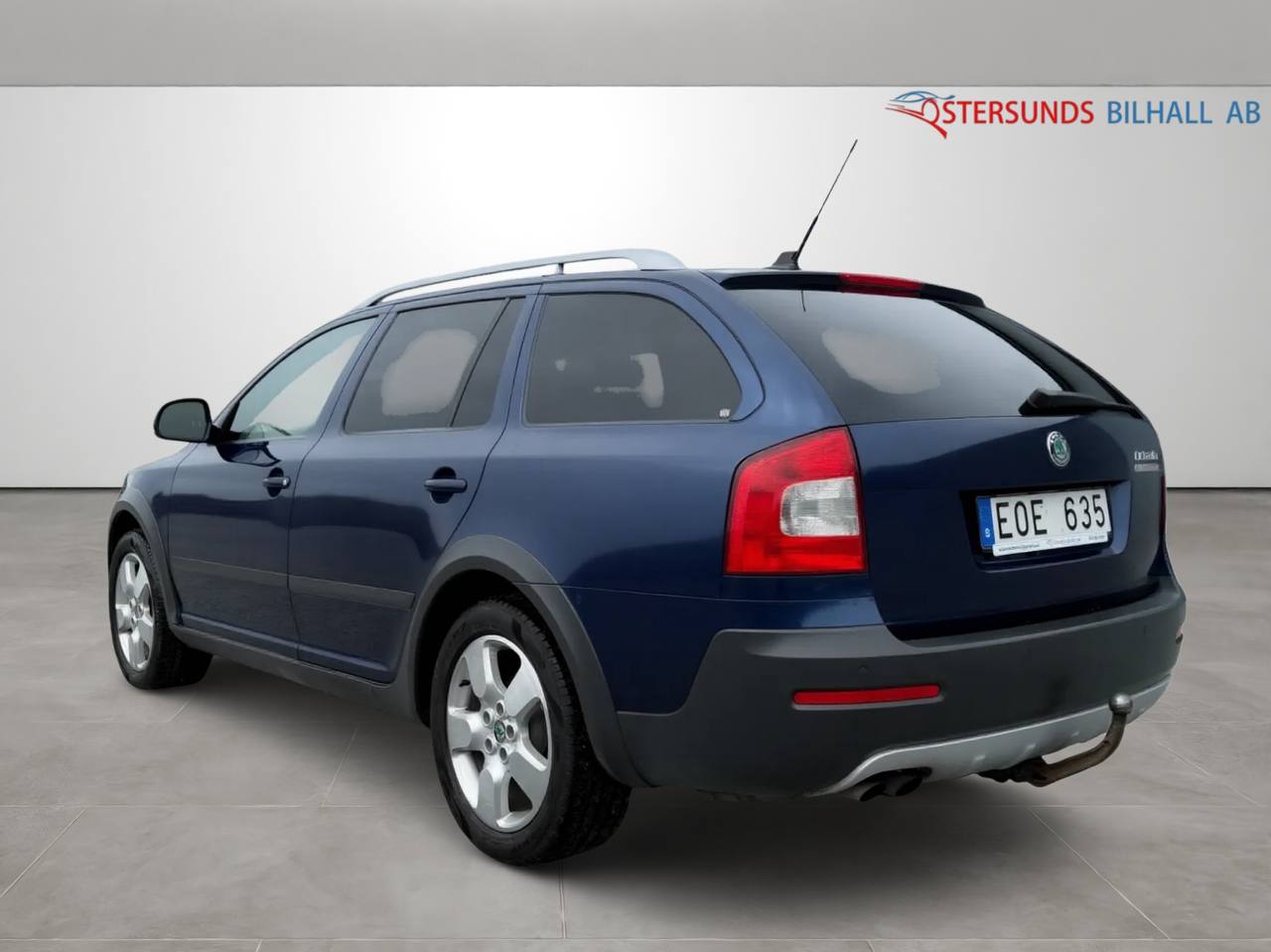 Skoda Octavia Scout 2.0 TDI DPF 4Motion Scout Ny servad, D-värm, M-värm