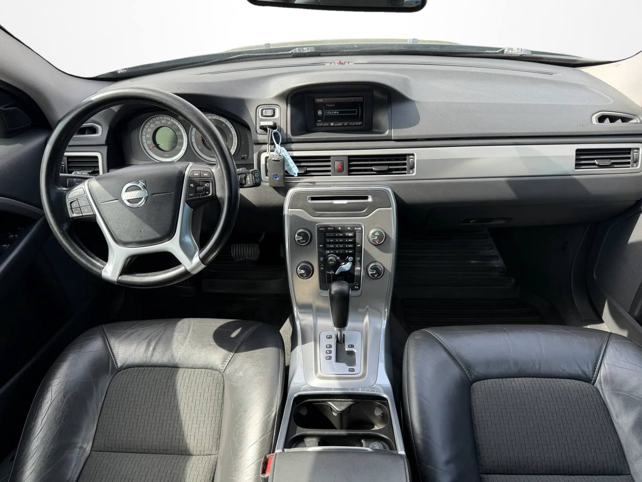 Volvo V70 D3 Geartronic Momentum 3,99% Ränte Kampanj D-Värmare