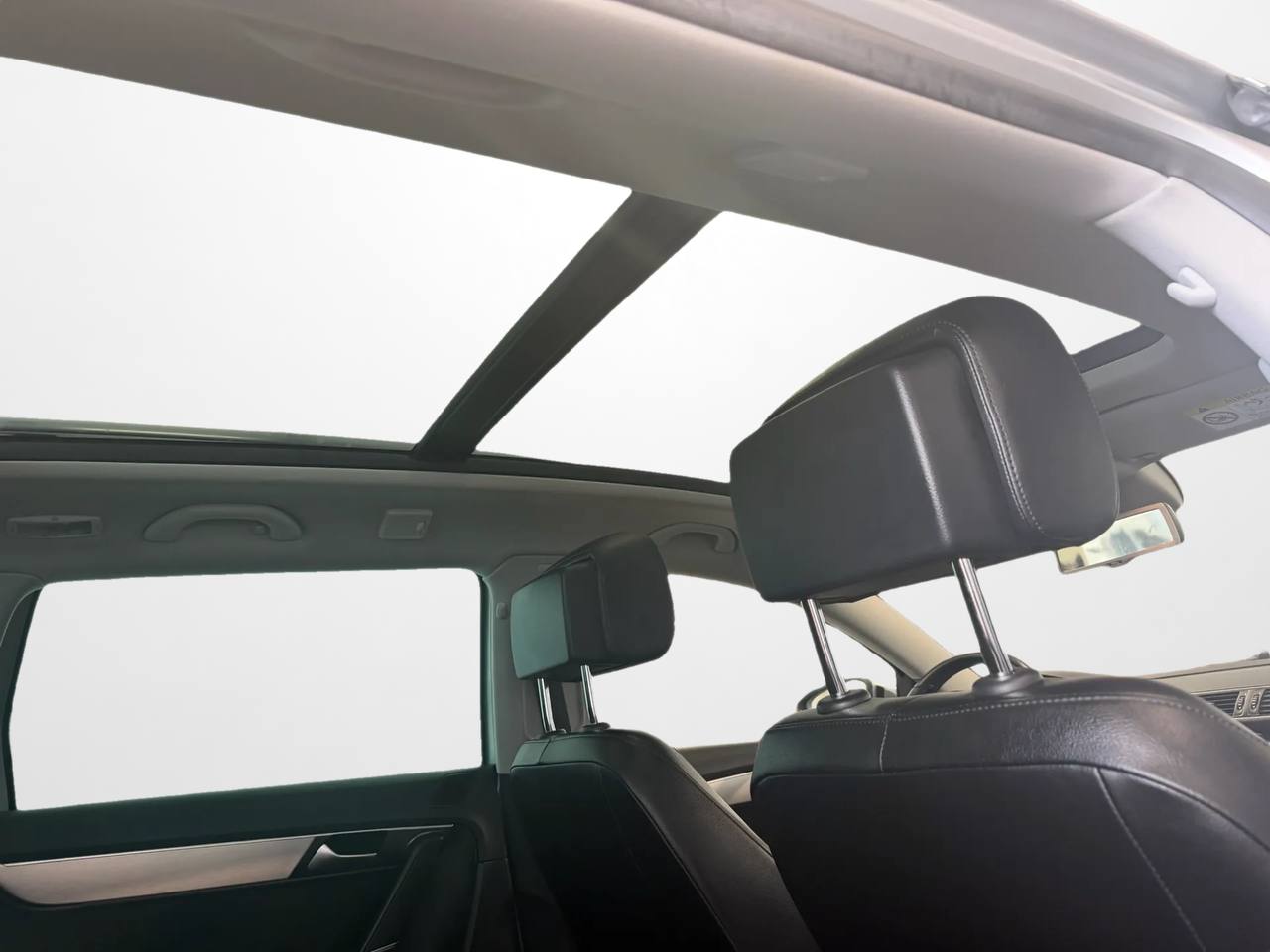 Volkswagen Passat Alltrack 2.0 TDI 4Motion D-värm Pano Dragkrok