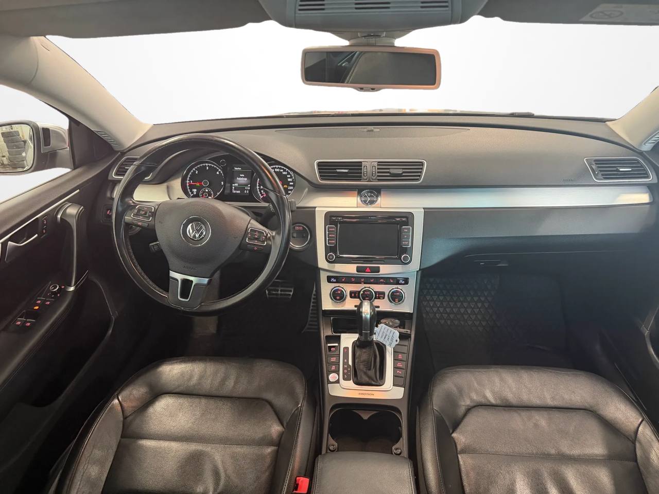 Volkswagen Passat Alltrack 2.0 TDI 4Motion D-värm Pano Dragkrok