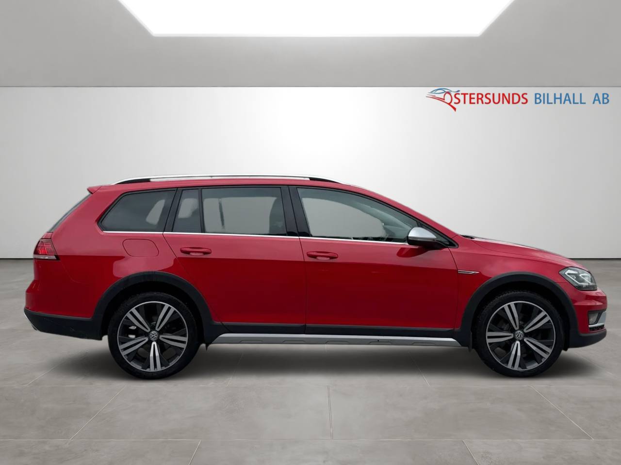 Volkswagen Golf Alltrack 1.8 TSI 4M Värmare Cockpit Dragkrok