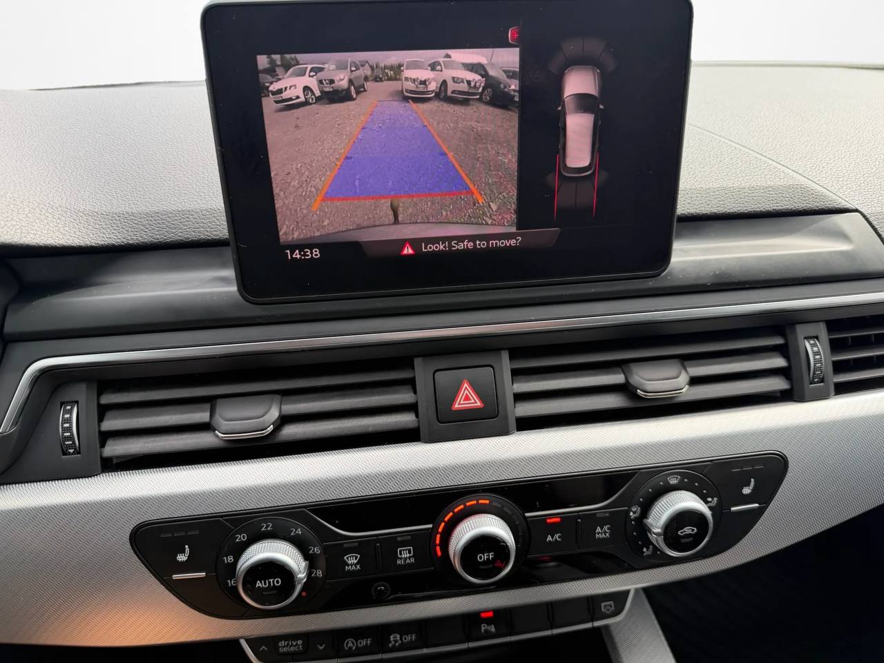 Audi A4 2.0 TDI quattro S Tronic Proline D&M-värm Fullt Servad