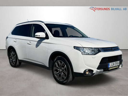 Mitsubishi Outlander 2.2 Di-D 4WD Business Euro 5 Dragkrok 2brukare 7-sits