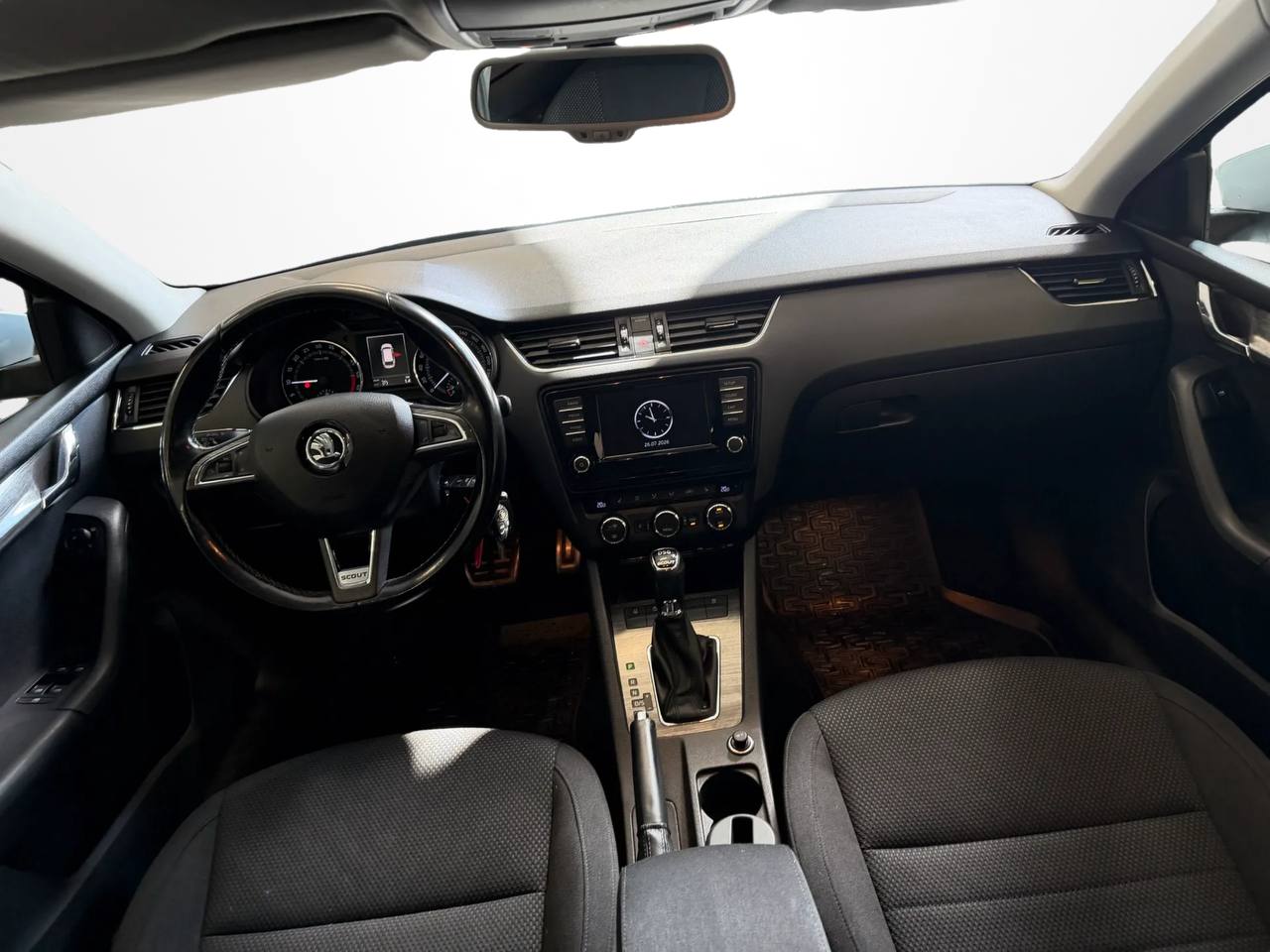 Skoda Octavia Scout 2.0 TDI 4x4 Euro 6 D-värm Ny kamrem Fullt servad Dragkrok