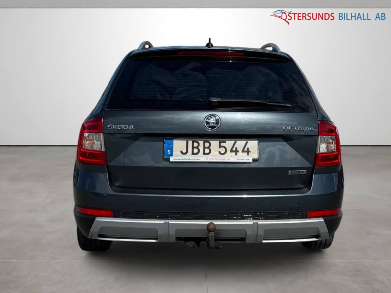 Skoda Octavia Scout 2.0 TDI 4x4 Euro 6 D-värm Ny kamrem Fullt servad Dragkrok