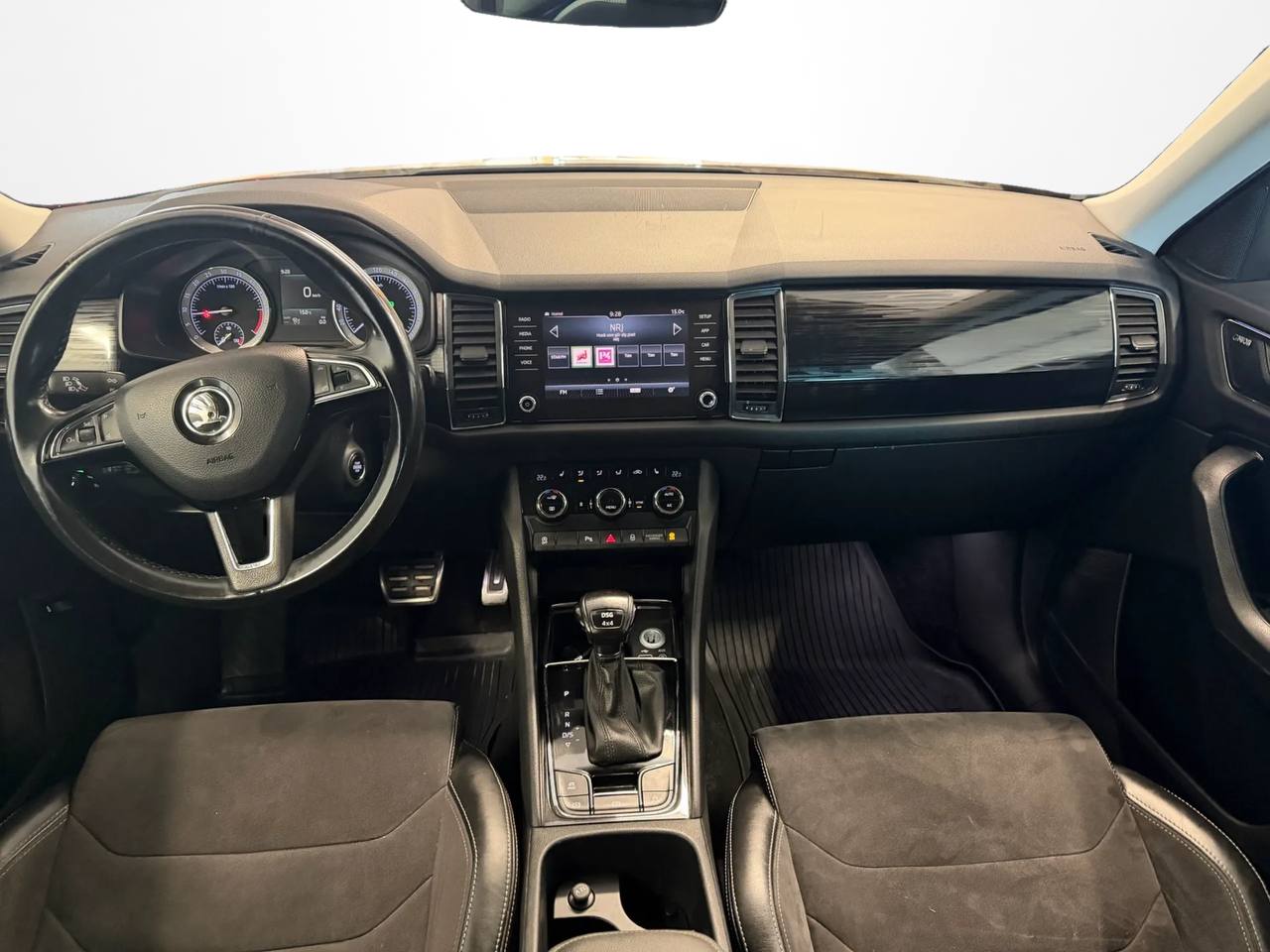 Skoda Kodiaq 7-SITS 2.0 TDI 4x4 Businessline Euro6 Kamrem bytt D-värm