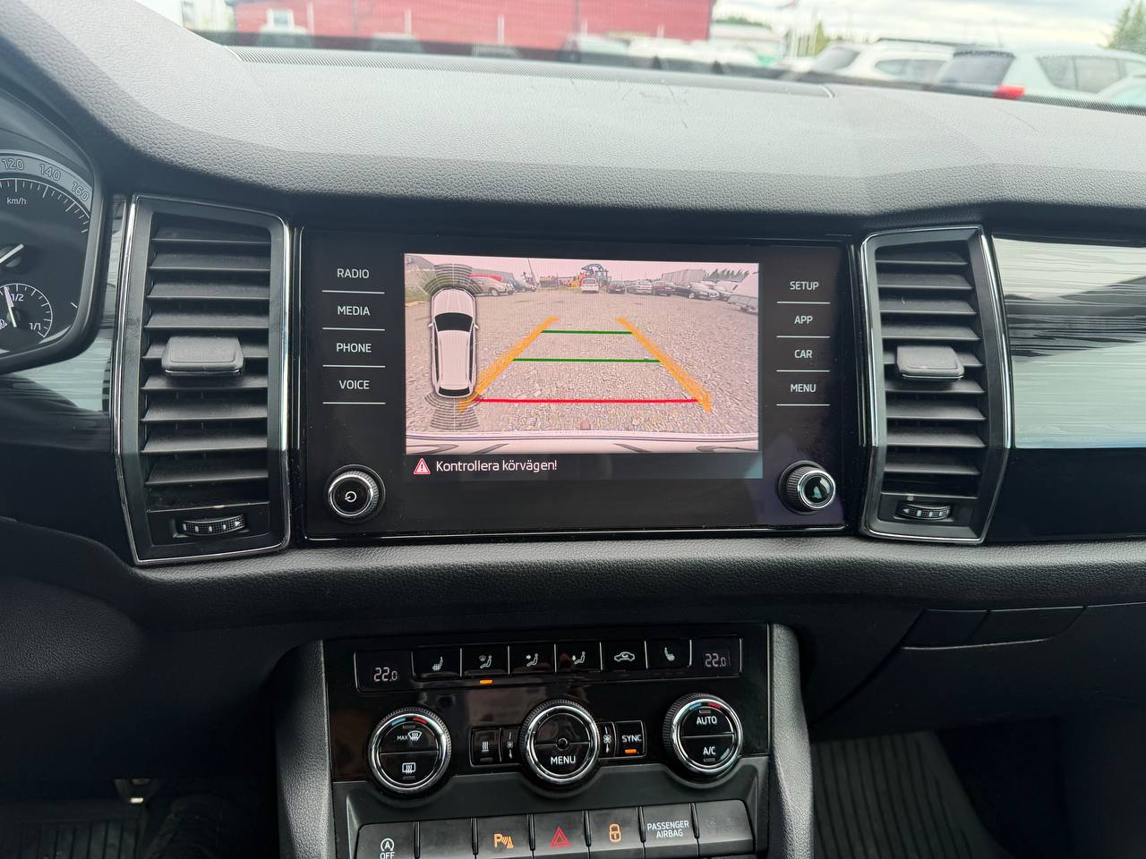 Skoda Kodiaq 7-SITS 2.0 TDI 4x4 Businessline Euro6 Kamrem bytt D-värm