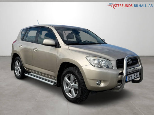 Toyota RAV4 2.0 VVT-i 4x4 Euro 4 Ny servad 2brukare sen ny