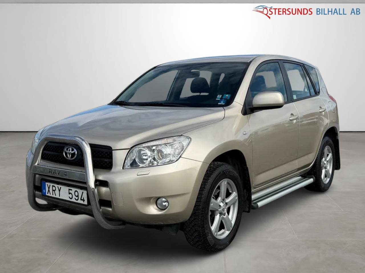 Toyota RAV4 2.0 VVT-i 4x4 Euro 4 Ny servad 2brukare sen ny