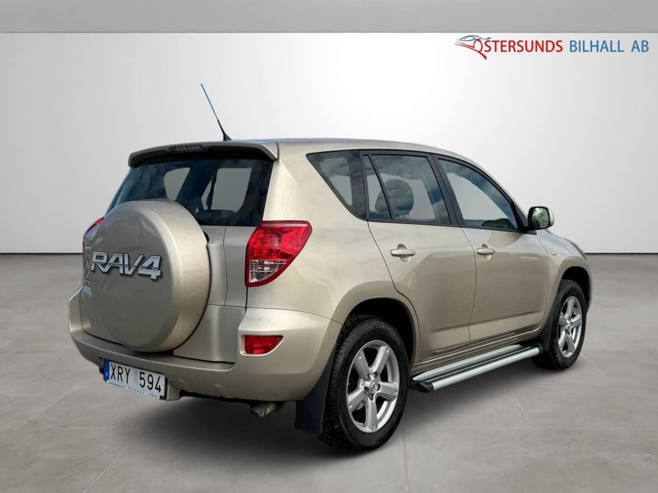 Toyota RAV4 2.0 VVT-i 4x4 Euro 4 Ny servad 2brukare sen ny