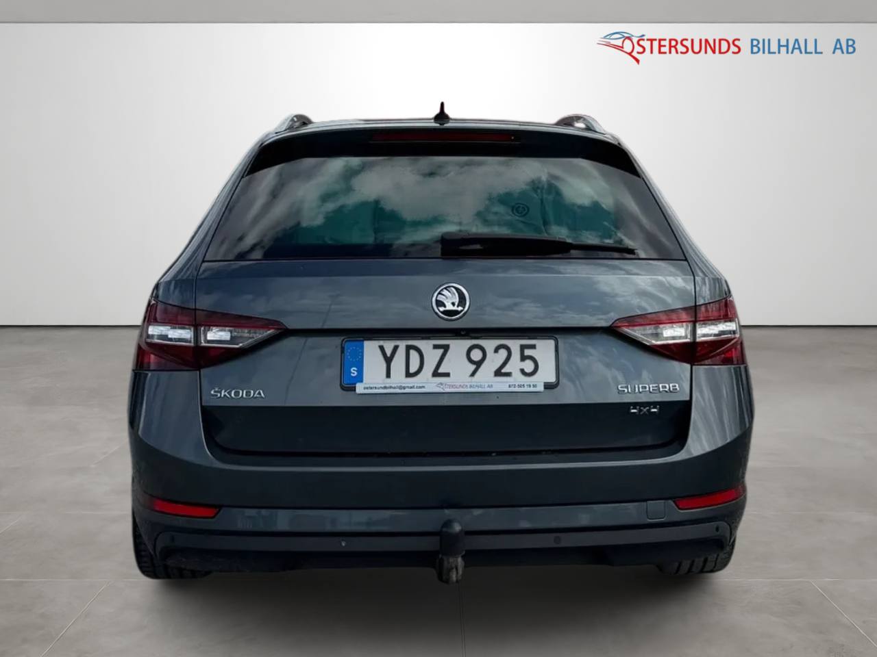 Skoda Superb Kombi 2.0 TDI 4x4 SCR L&K Backkamera dragkrok
