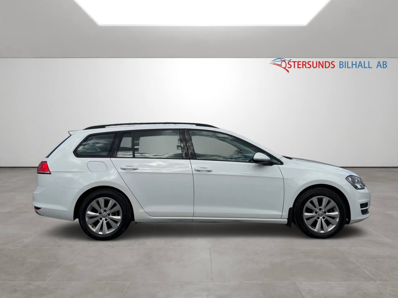 Volkswagen Golf Sportscombi 1.6 TDI 4Motion Euro 5 D-värm Ny Kamrem