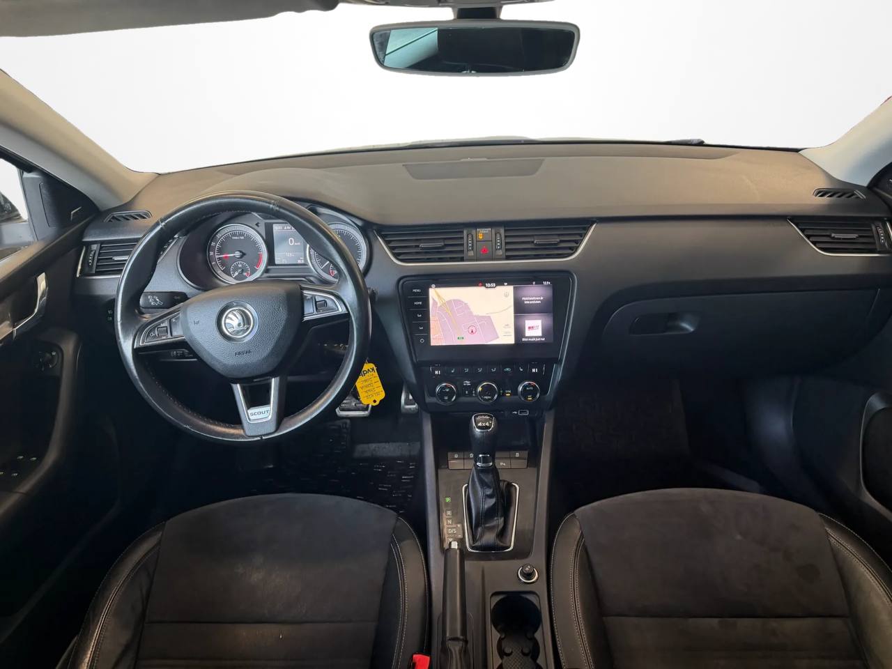 Skoda Octavia Scout 2.0 TDI SCR 4x4 Premium Euro 6 Ny kamrem 1 brukare dragkrok