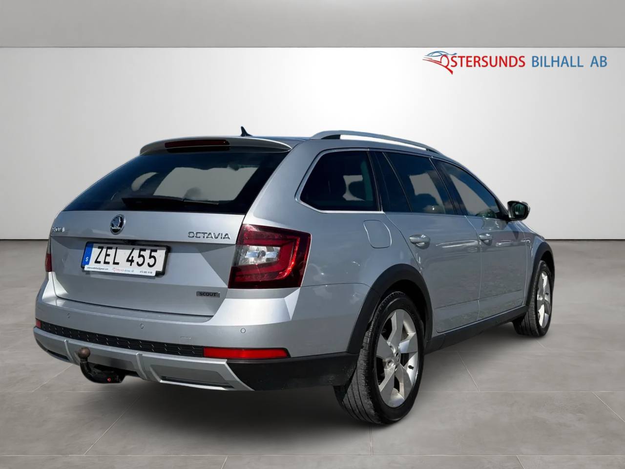 Skoda Octavia Scout 2.0 TDI SCR 4x4 Premium Euro 6 Ny kamrem 1 brukare dragkrok