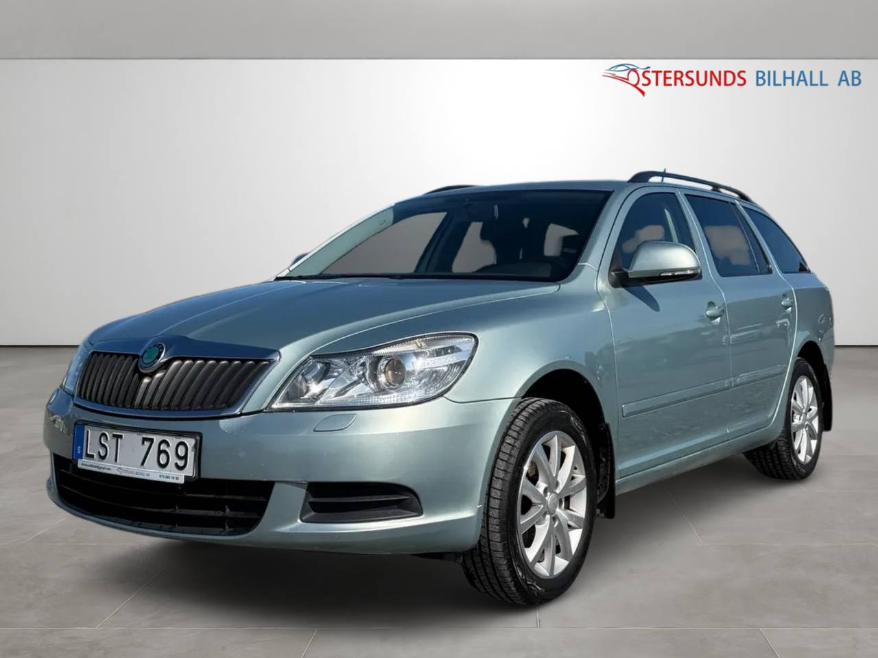 Skoda Octavia 1.8 4x4 Ambiente Euro 5, M-värm, Låga mil, Norrl. körd