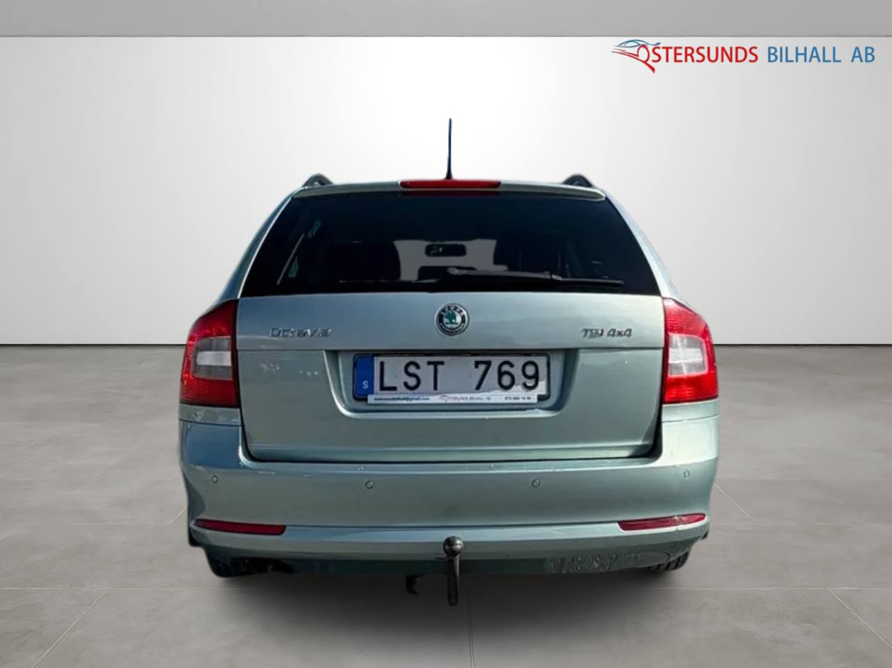 Skoda Octavia 1.8 4x4 Ambiente Euro 5, M-värm, Låga mil, Norrl. körd