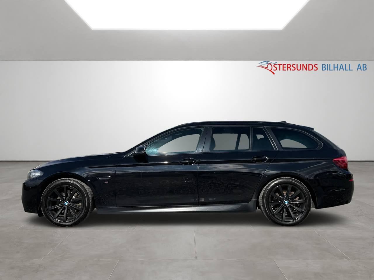 BMW 520d xDrive Touring Steptronic M Sport Pano D-värm