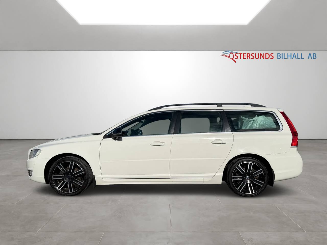 Volvo V70 D4 Classic Momentum Euro 6 VOC D-värm R-värm Nav Ledram