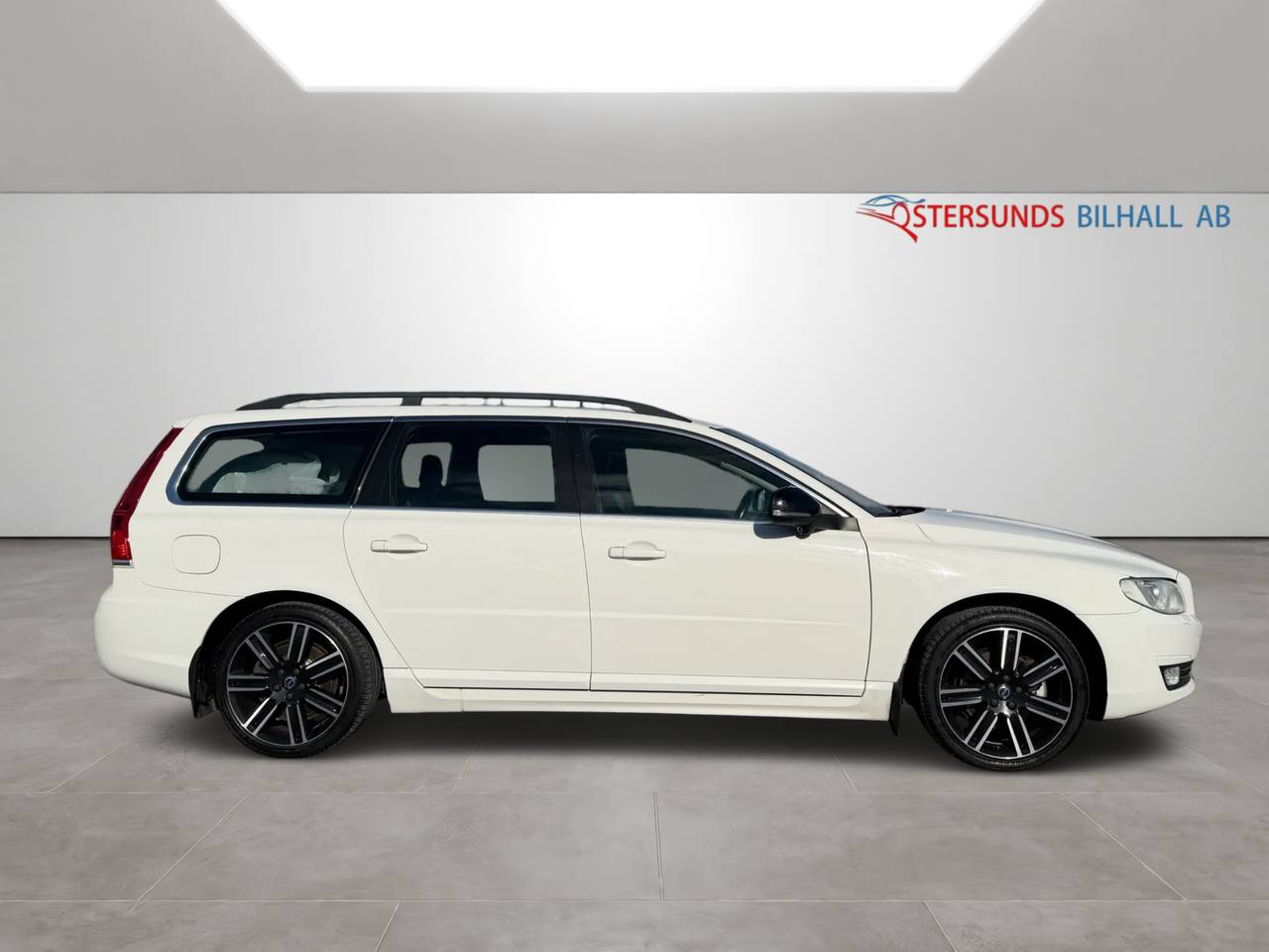 Volvo V70 D4 Classic Momentum Euro 6 VOC D-värm R-värm Nav Ledram