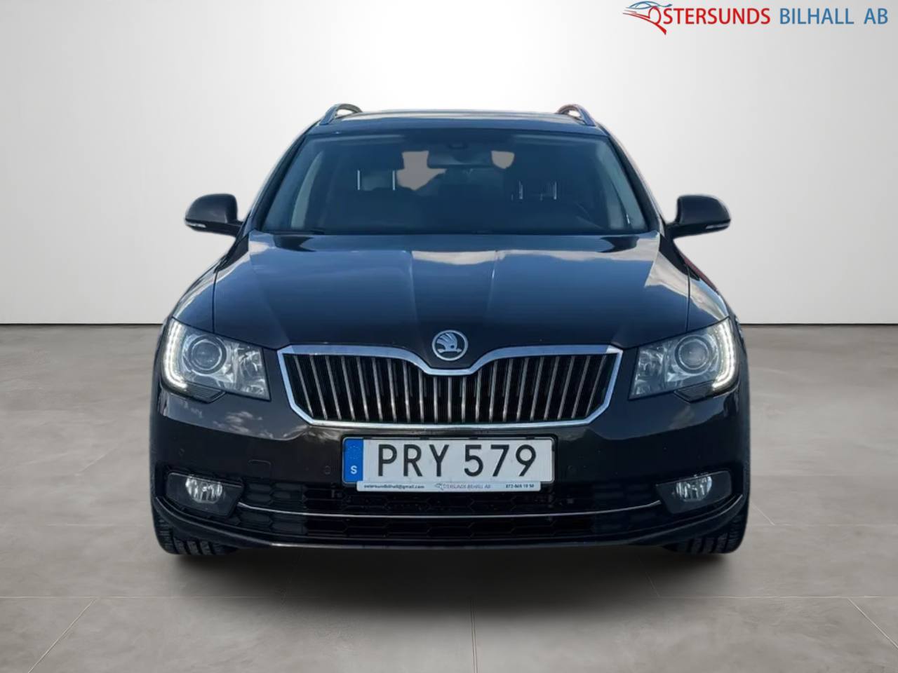 Skoda Superb Kombi 2.0 TDI 4x4 Elegance Navi D-Värm Drag