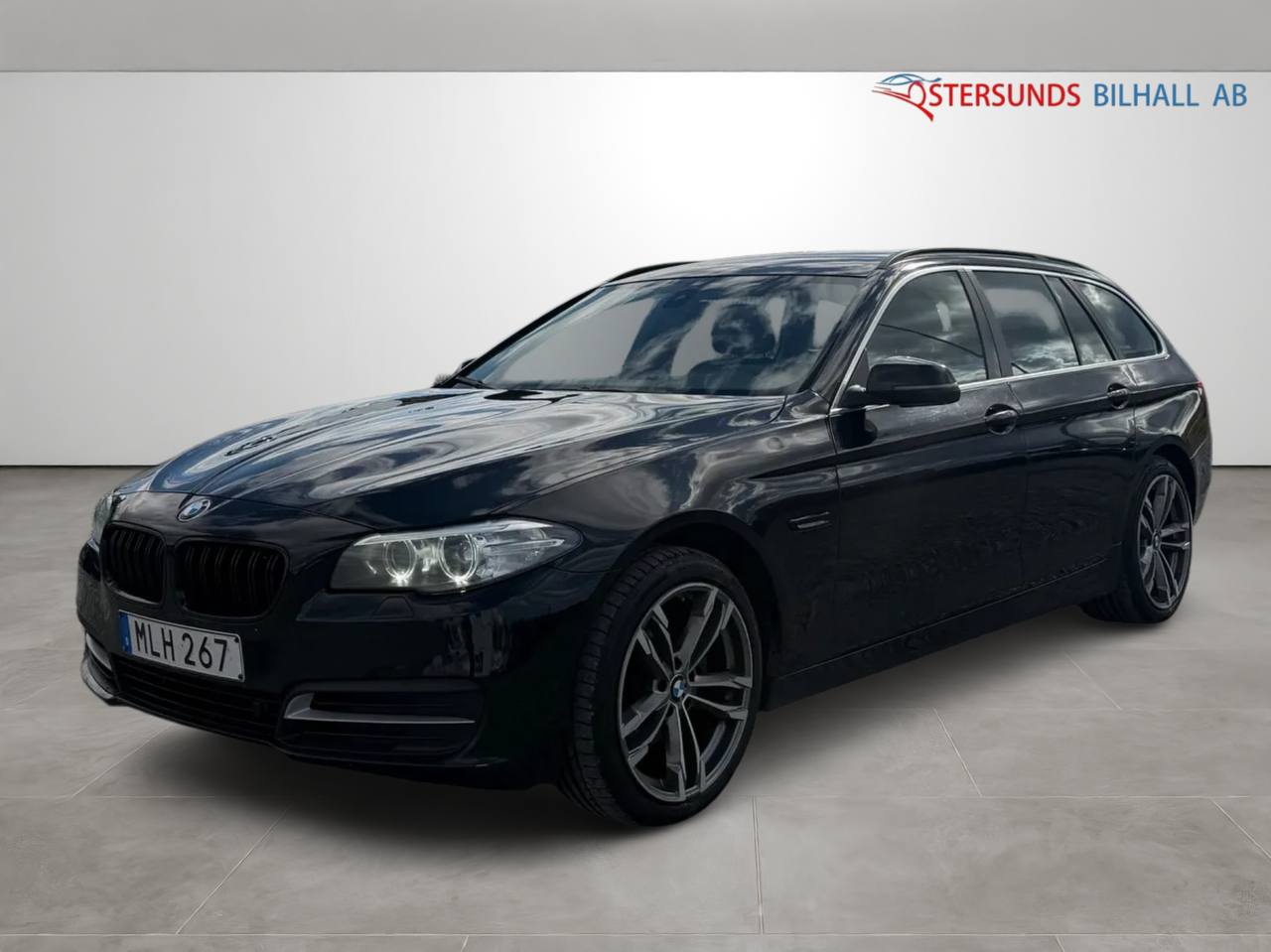 BMW 520d xDrive Touring Steptronic M-Värme Drag